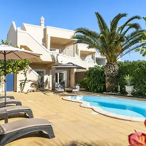 https://the-palm-house.hotelaalgarve.com
